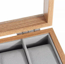Cargar imagen en el visor de la galería, Caja En Madera Clara Para Organizar 6, 10, 12 Relojes Con Almohadas